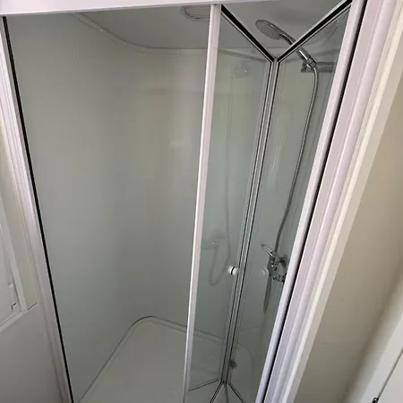 Parque de Campismo Mobile Nelly 787 *