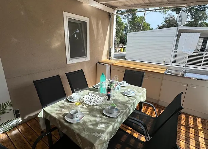 Mobile Nelly 787 캠프장