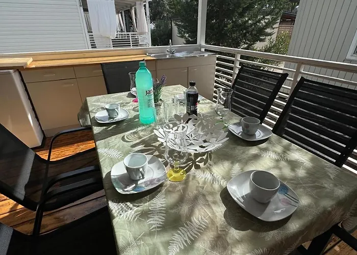 캠프장 Mobile Nelly 787 비오그라드나모루