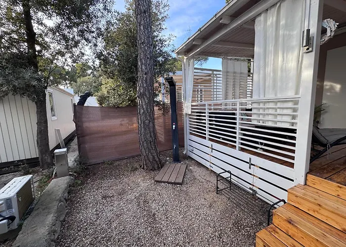 Mobile Nelly 787 캠프장