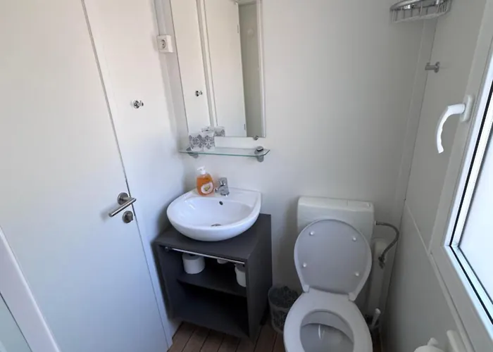 Mobile Nelly 787 Кемпинг