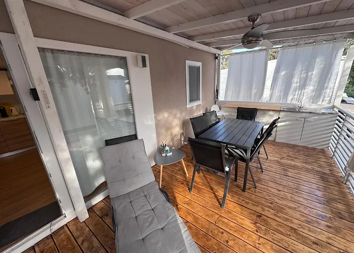 Mobile Nelly 787 Биоград-на-Мору